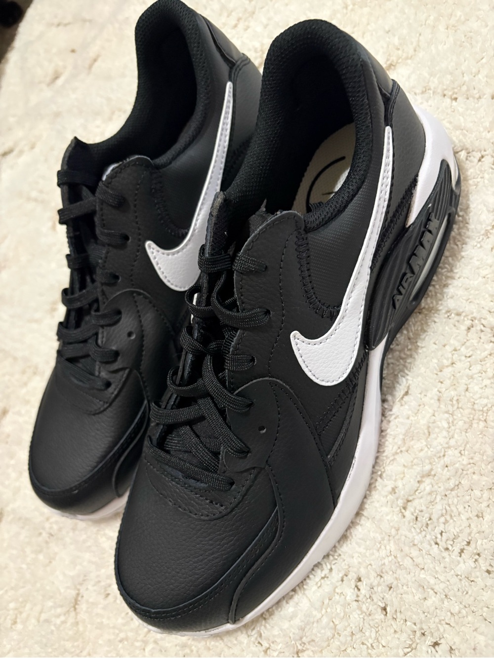 Nike Black and White Low-Top Sneakers air max